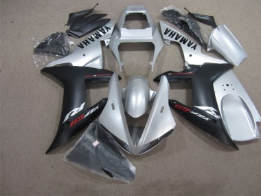 Plata Negro Carenado Moto Yamaha R1 04-06